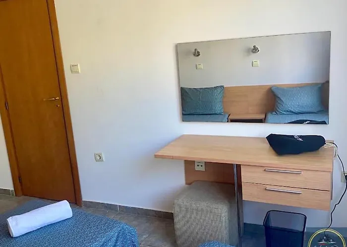 Daire 2 Bed At Watermill Complex